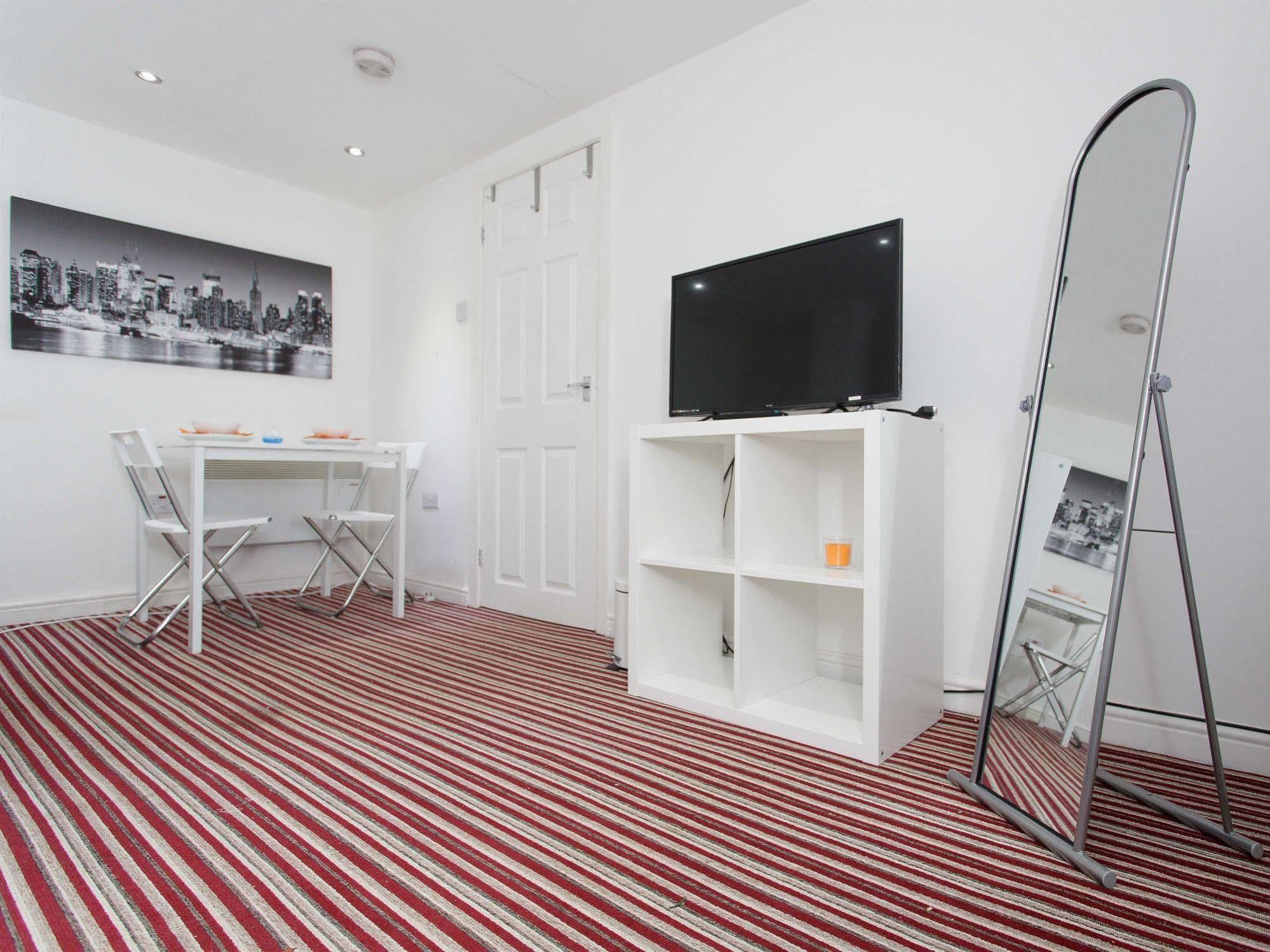 Brownhill Studio In Leeds Лидс Экстерьер фото